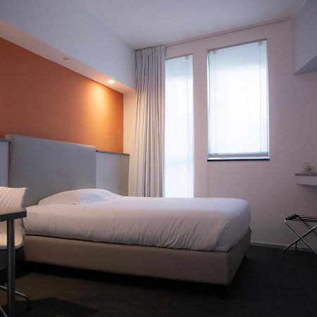 Executive Inn Boutique Hotel Brindisi Szoba fotó