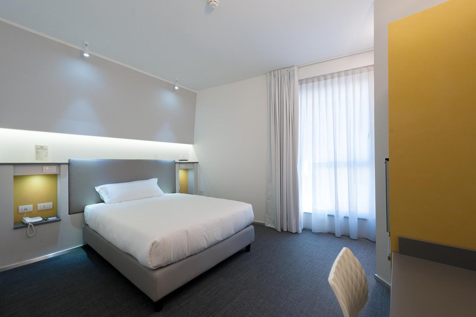 Executive Inn Boutique Hotel Brindisi Szoba fotó