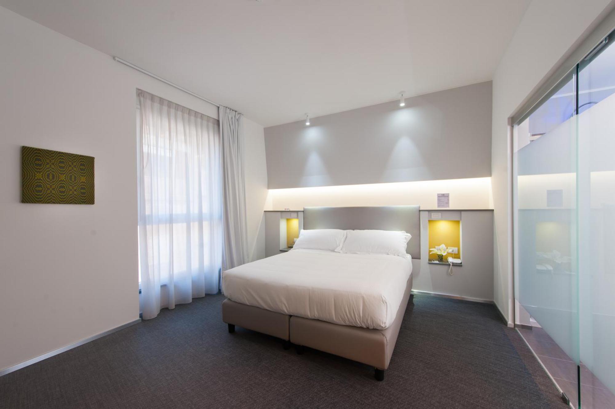 Executive Inn Boutique Hotel Brindisi Szoba fotó